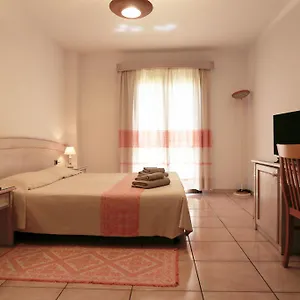 https://hotel-delfino-arzachena.in-sardinia.net
